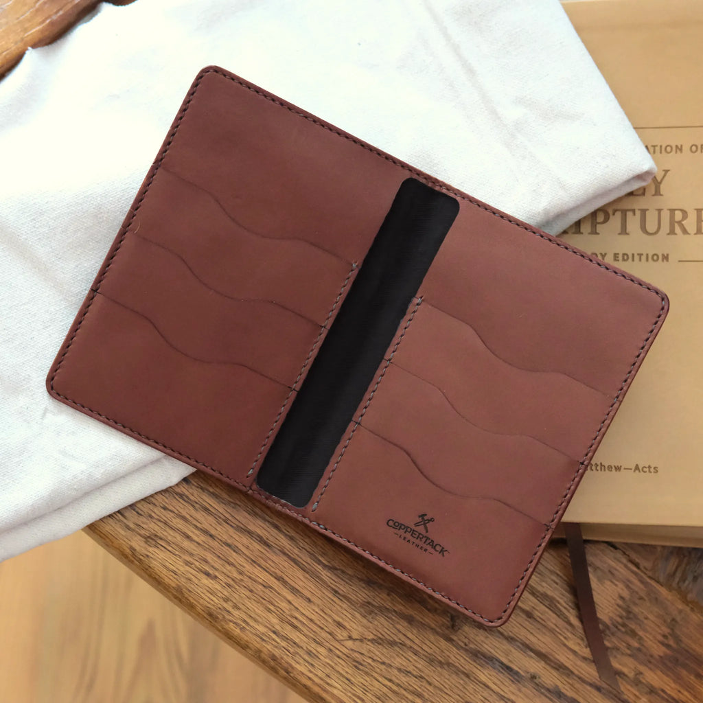 Daniel - 8 Pocket Tract Wallet